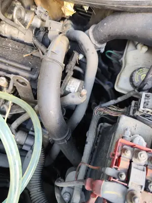 Foto de MANGUERAS INTERCOOLER RENAULT MEGANE II BERLINA 5P 1.5 dCi Diesel (101 CV / 74 KW)