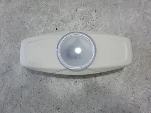 Foto de LUZ INTERIOR FORD FOCUS SPORTBREAK (CB8) 1.6 TDCi CAT (95 CV / 70 KW) referencia BM5113776FC
