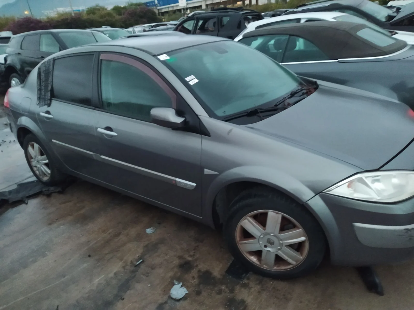 Foto de PUENTE DELANTERO RENAULT MEGANE II CLASSIC BERLINA 1.6 16V (113 CV / 83 KW) referencia 8200742904