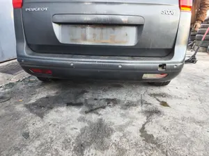 Foto de PARAGOLPES TRASERO PEUGEOT 5008 1.6 HDi FAP CAT (9HZ / DV6TED4) (109 CV / 80 KW) referencia 7410KQ