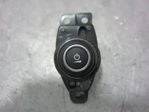 Foto de BOTONERA JAGUAR F-TYPE COUPÉ 2.0 TwinTurbo CAT (300 CV / 221 KW) referencia 28464606