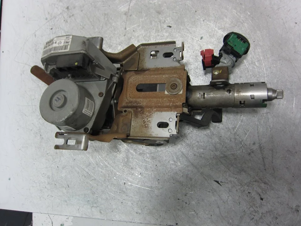 Foto de COLUMNA DIRECCION RENAULT CLIO III 1.5 dCi Diesel (68 CV / 50 KW) referencia 8200294978