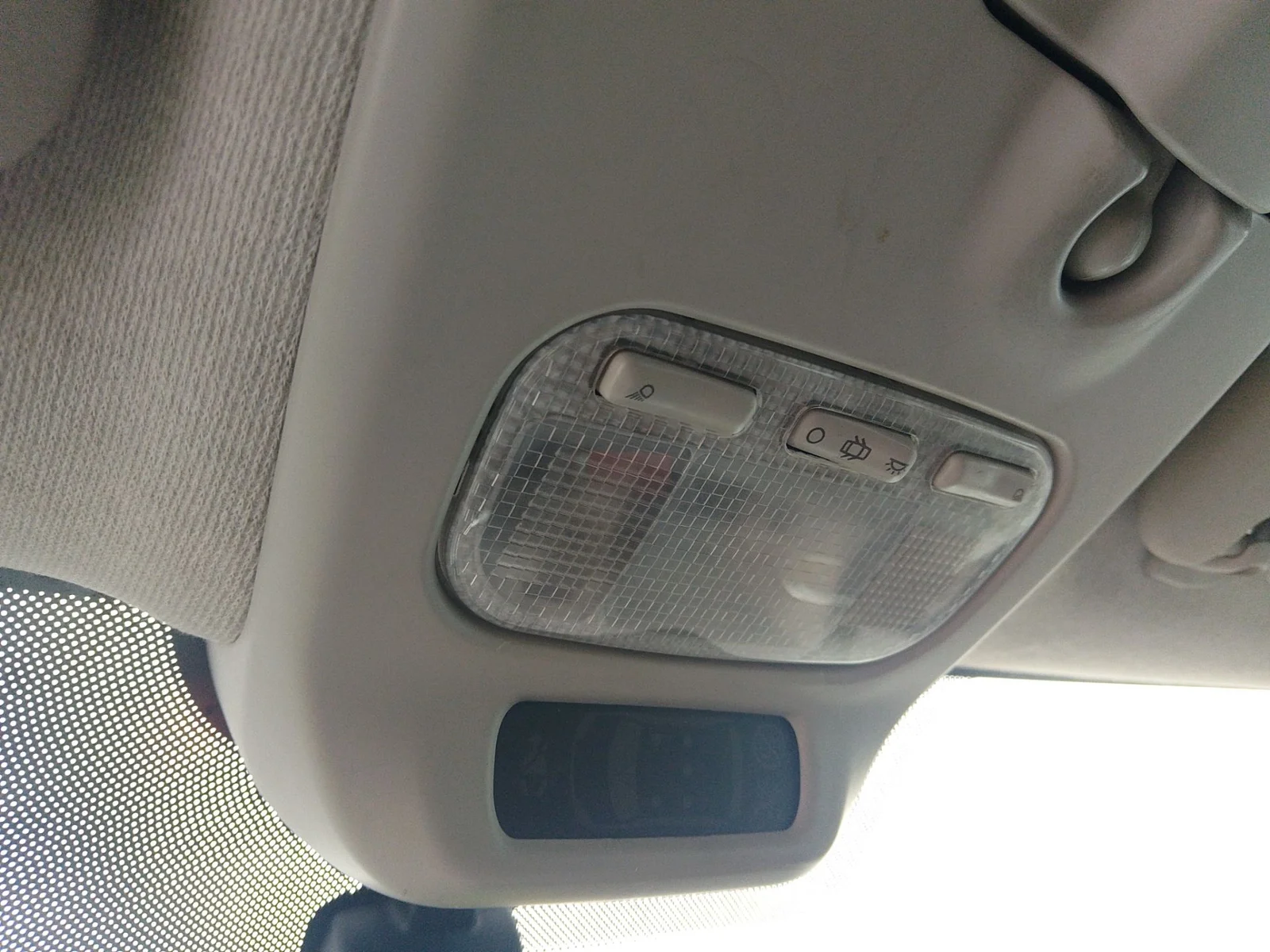Foto de LUZ INTERIOR CITROEN C3 PICASSO 1.6 16V (120 CV / 88 KW) referencia 6362T9