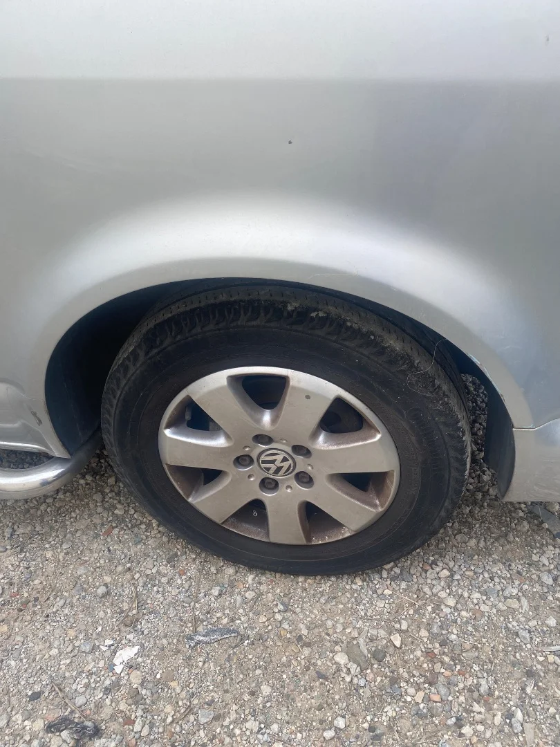 Foto de LLANTA VOLKSWAGEN T5 TRANSPORTER BUS (7H) 2.5 TDI (131 CV / 96 KW) referencia 7LA601027B FKZ