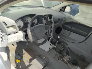 Foto de LUZ INTERIOR DODGE CALIBER (PM) 2.0 16V CRD CAT (140 CV / 103 KW) referencia 0YQ85DW1AA