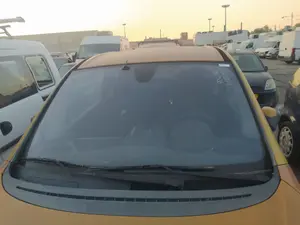 Foto de PARABRISAS PEUGEOT 1007 1.4 HDi (68 CV / 50 KW)