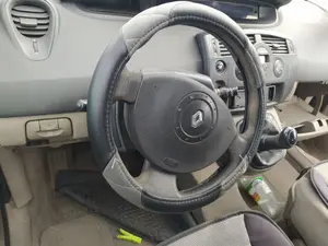 Foto de VOLANTE RENAULT SCENIC II (JM) 1.6 16V (113 CV / 83 KW) referencia 484005500R