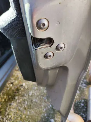 Foto de CERRADURA PUERTA DELANTERA DERECHA FIAT II PUNTO (188) BERLINA 1.3 JTD CAT (69 CV / 51 KW) referencia 0046536065