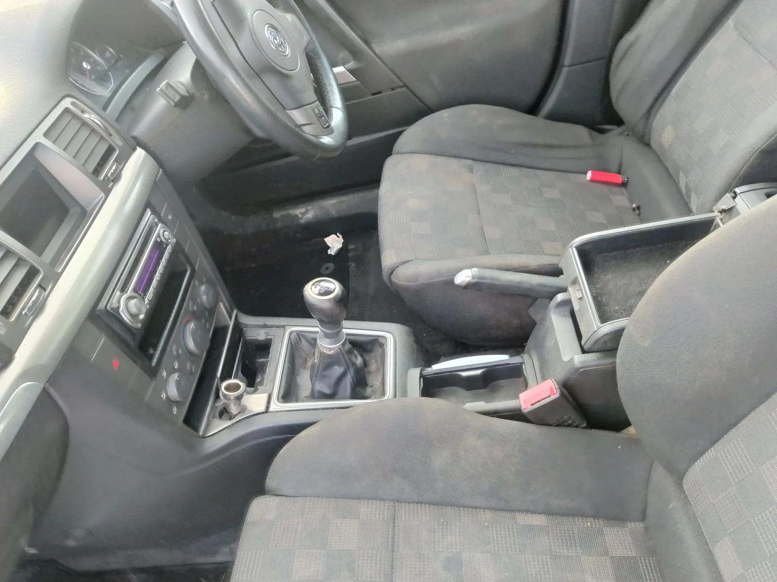 Foto de CONSOLA CENTRAL OPEL VECTRA C CARAVAN 2.2 16V CAT (Z 22 YH / LCH) (155 CV / 114 KW)