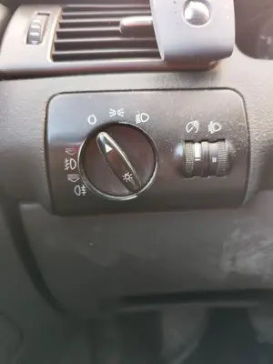 Foto de MANDO LUCES AUDI A6 BERLINA (4B2) 2.4 V6 30V (165 CV / 121 KW) referencia 8L0953513G FKZ