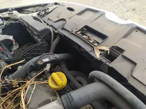 Foto de RADIADOR CALEFACCION / AIRE ACONDICIONADO RENAULT MEGANE III BERLINA 5P 1.5 dCi Diesel CAT (86 CV / 63 KW) referencia 271159831R