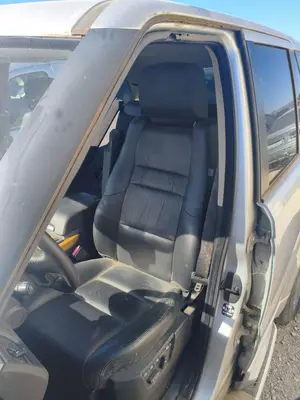 Foto de ASIENTO DELANTERO IZQUIERDO LAND ROVER RANGE ROVER SPORT 4.4 V8 CAT (299 CV / 220 KW)