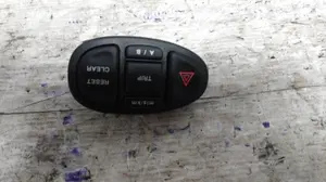 Foto de WARNING JAGUAR S-TYPE (03.1999) 4.0 V8 32V CAT (276 CV / 203 KW) referencia 104147