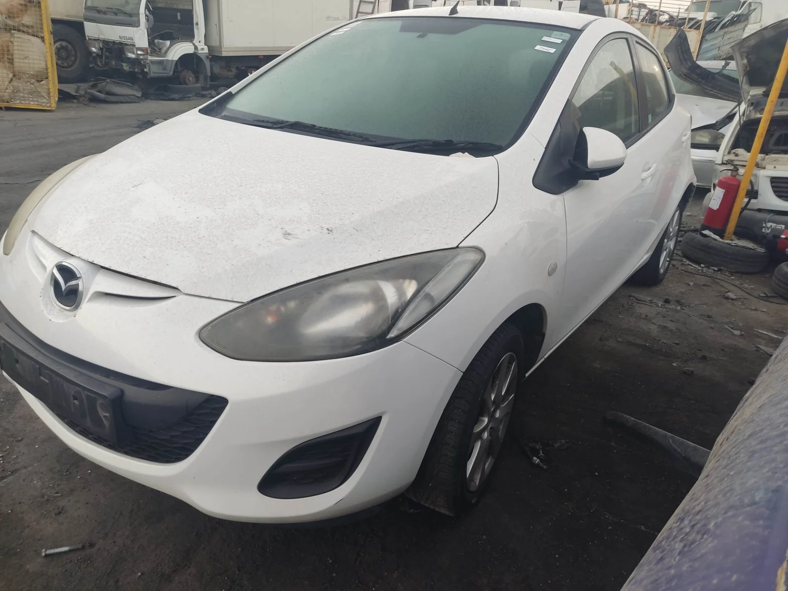 Foto de PUERTA DELANTERA IZQUIERDA MAZDA 2 BERLINA (DE) 1.3 16V CAT (75 CV / 55 KW)