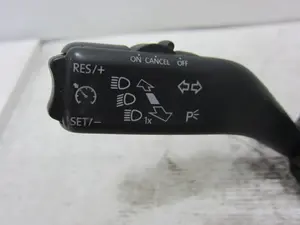 Foto de MANDO MULTIFUNCION SEAT LEON (1P1) 1.6 TDI (105 CV / 77 KW) referencia 5K095352BN foto 6