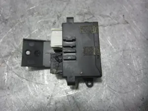 Foto de MODULO ELECTRONICO BMW SERIE 3 BERLINA (E46) 3.0 24V Turbodiesel CAT (184 CV / 135 KW) referencia 61318386427