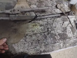 Foto de MOTOR LIMPIA DELANTERO SEAT IBIZA (6K1) referencia 1L0955119 foto 4