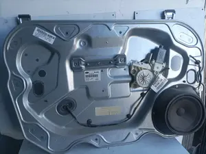 Foto de ELEVALUNAS DELANTERO IZQUIERDO FORD FOCUS II '0 II (1.6 (90 CV / 66 KW) diesel) referencia 984562202 foto 1