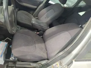 Foto de ASIENTO DELANTERO IZQUIERDO MERCEDES-BENZ CLASE A (BM 168) 1.7 CDI Diesel CAT (95 CV / 70 KW)
