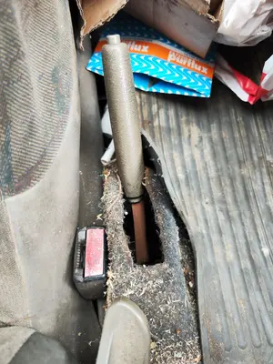 Foto de PALANCA FRENO CITROEN XSARA PICASSO 2.0 HDi CAT (RHY / DW10TD) (90 CV / 66 KW) referencia 470192