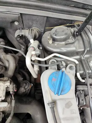 Foto de TUBOS AIRE ACONDICIONADO AUDI A5 COUPE (8T) 2.0 16V TDI (170 CV / 125 KW) referencia 8K0260710Q