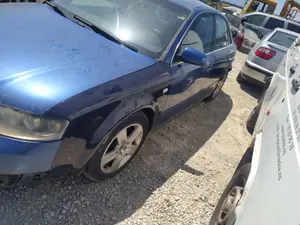 Foto de ALETA DELANTERA IZQUIERDA AUDI A4 BERLINA (8E) 2.5 V6 24V TDI (180 CV / 132 KW) referencia 8E0821105B