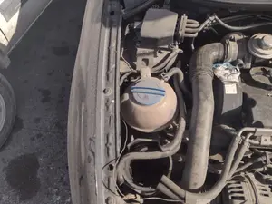 Foto de DEPOSITO EXPANSION SEAT IBIZA (6L1) 1.9 TDI (101 CV / 74 KW) referencia 6Q0121407D