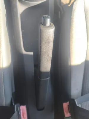 Foto de PALANCA FRENO SEAT IBIZA (6L1) 1.4 16V (75 CV / 55 KW) referencia 6Q0711303AK