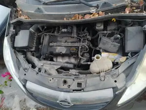 Foto de CERRADURA CAPO OPEL CORSA D 1.2 16V CAT (Z 12 XEP / LB4) (80 CV / 59 KW) referencia 39082860