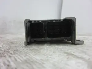 Foto de CENTRALITA AIRBAG FORD FOCUS BERLINA (CAK) 1.8 TDDI Turbodiesel CAT (90 CV / 66 KW) referencia 0285001396 foto 4