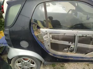 Foto de BIELETA ESTABILIZADORA TRASERA DERECHA SMART FORTWO COUPE 0.7 Turbo CAT (61 CV / 45 KW)