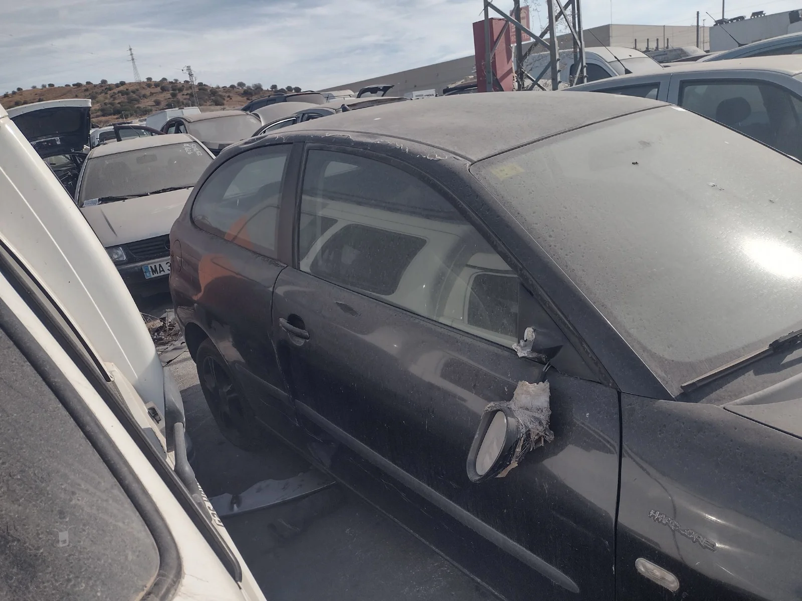 Foto de PUERTA DELANTERA DERECHA SEAT IBIZA (6L1) 1.9 TDI (101 CV / 74 KW) referencia 6L3831056R