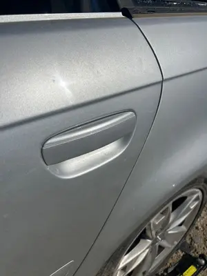Foto de MANETA EXTERIOR TRASERA IZQUIERDA AUDI A3 SPORTBACK (8PA) 2.0 16V TFSI (200 CV / 147 KW) referencia 8E0839207