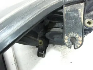 Foto de FARO IZQUIERDO FORD FOCUS II (1.6 (90 CV / 66 KW) diesel) referencia 8M5113W030 foto 6