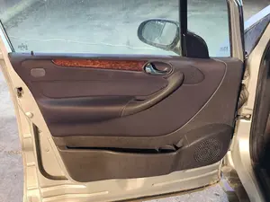 Foto de GUARNECIDO PUERTA DELANTERA IZQUIERDA MERCEDES-BENZ CLASE A (BM 168) 1.7 CDI Diesel CAT (95 CV / 70 KW) referencia A1687205370