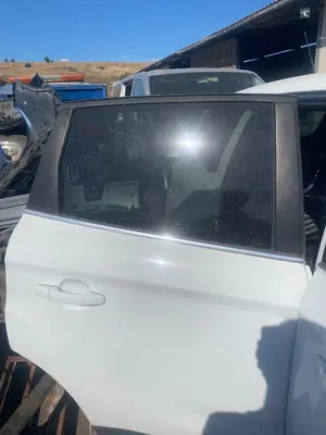 Foto de PUERTA TRASERA DERECHA FORD KUGA (CBV) 2.0 TDCi CAT (136 CV / 100 KW) referencia 1520944