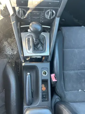 Foto de CONSOLA CENTRAL AUDI A3 SPORTBACK (8PA) 2.0 16V TFSI (200 CV / 147 KW)