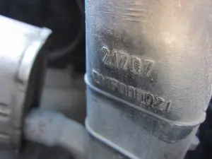 Foto de DEPOSITO LIMPIA LAND ROVER RANGE ROVER SPORT 2.7 Td V6 CAT (190 CV / 140 KW) referencia DMF000021 foto 2