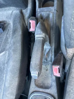 Foto de PALANCA FRENO OPEL CORSA D 1.3 16V CDTI (75 CV / 55 KW) referencia 39053551