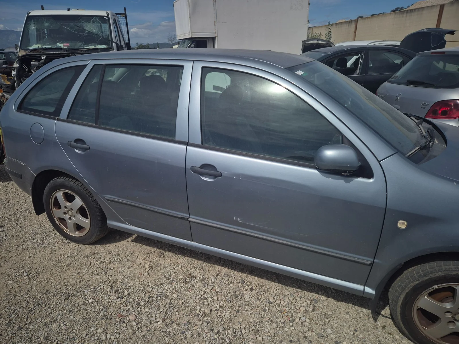 Foto de RETROVISOR DERECHO SKODA FABIA COMBI (6Y5) 1.9 TDI (101 CV / 74 KW) referencia 6Y1857502CAFKZ