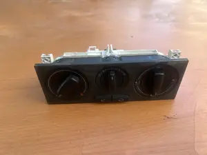 Foto de MANDO CALEFACCION / AIRE ACONDICIONADO VOLKSWAGEN GOLF IV BERLINA (1J1)(10.1997) 1.9 TDI (131 CV / 96 KW) referencia 657837L12