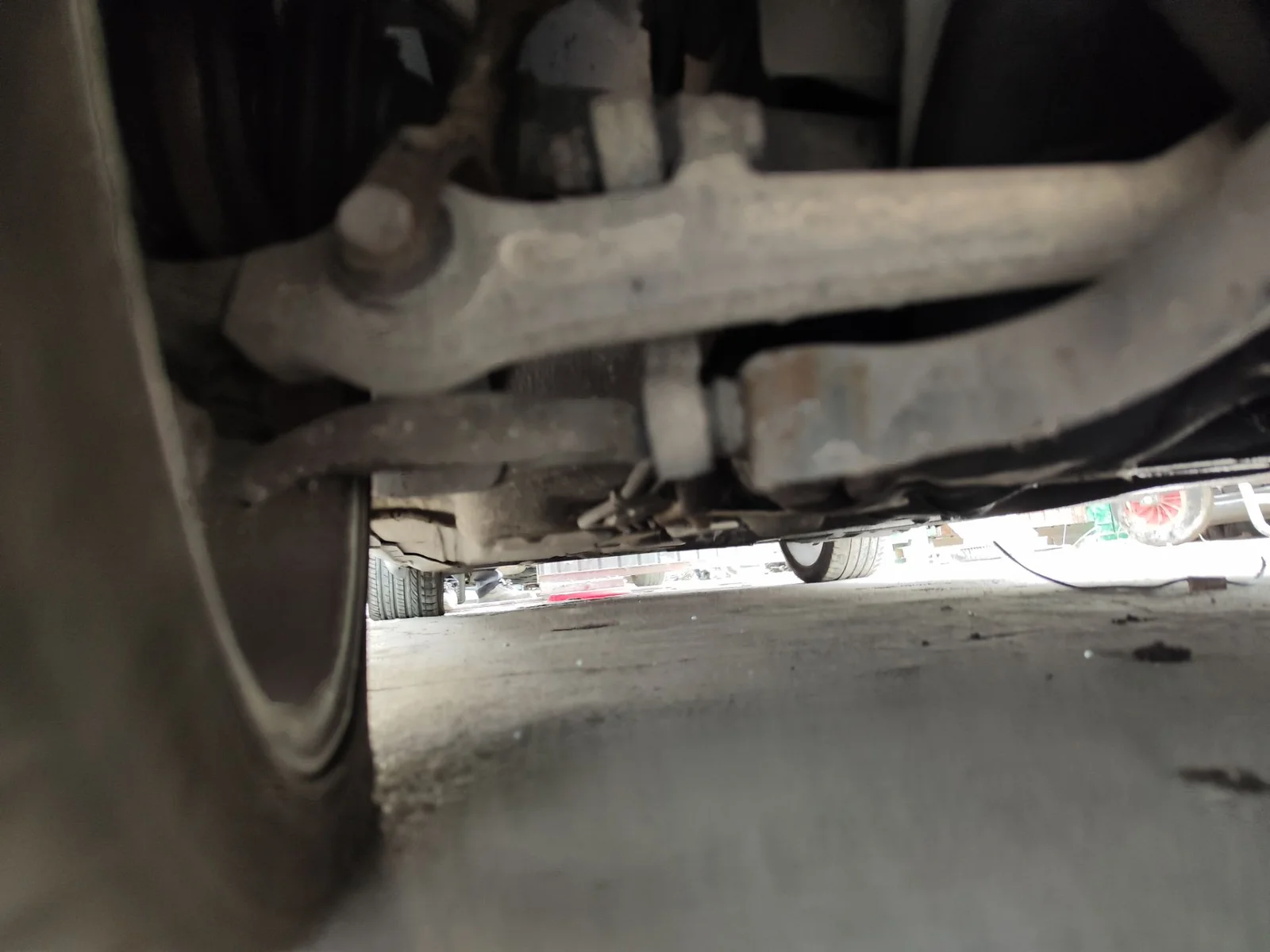 Foto de TRANSMISION DELANTERA DERECHA AUDI A6 BERLINA (4B2) 2.5 V6 24V TDI (150 CV / 110 KW) referencia 4B0407452EV