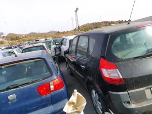 Foto de BIELETA ESTABILIZADORA TRASERA IZQUIERDA