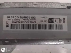 Foto de SISTEMA AUDIO / RADIO CD SEAT IBIZA ST (6J8) referencia 6J0035153 foto 4