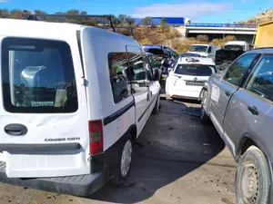 Foto de BIELETA ESTABILIZADORA TRASERA DERECHA OPEL COMBO (CORSA C) 1.3 16V CDTI CAT (Z 13 DT / LN9) (69 CV / 51 KW)