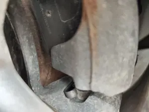 Foto de PINZA DE FRENO DELANTERA DERECHA JAGUAR X-TYPE 2.1 V6 24V CAT (156 CV / 115 KW) referencia C2S 48019