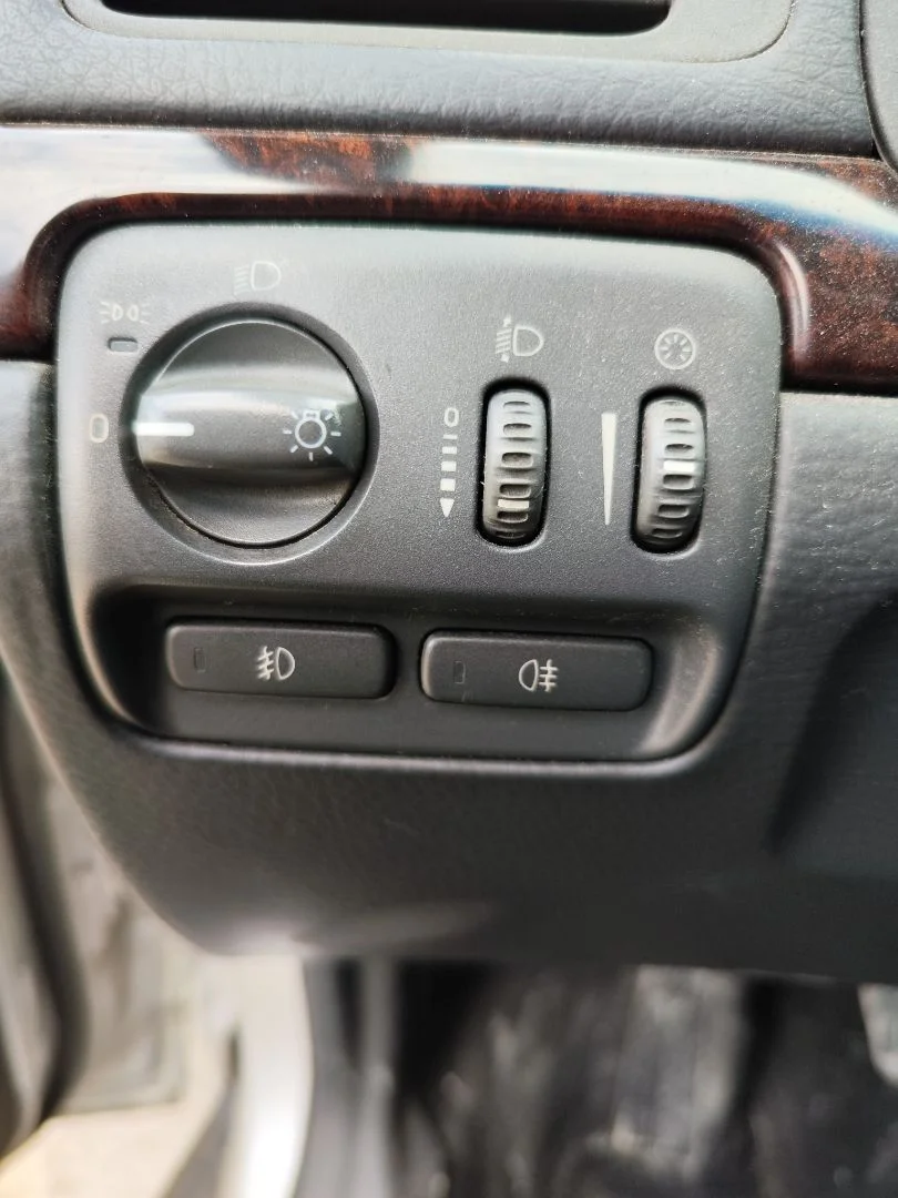Foto de MANDO LUCES VOLVO S80 BERLINA 2.4 CAT (140 CV / 103 KW) referencia 31268578