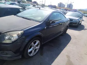 Foto de PINZA DE FRENO DELANTERA IZQUIERDA OPEL ASTRA H TWIN TOP 1.8 16V (140 CV / 103 KW) referencia 93176426