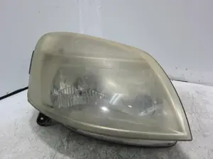 Foto de FARO DERECHO PEUGEOT PARTNER TEPEE 1.6  (90 CV / 66 KW) referencia 5521118R