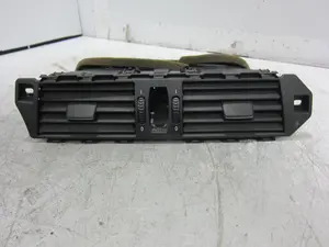 Foto de REJILLA AIREADORA BMW SERIE 5 BERLINA (E60) 3.0 Turbodiesel CAT (231 CV / 170 KW) referencia 6910734